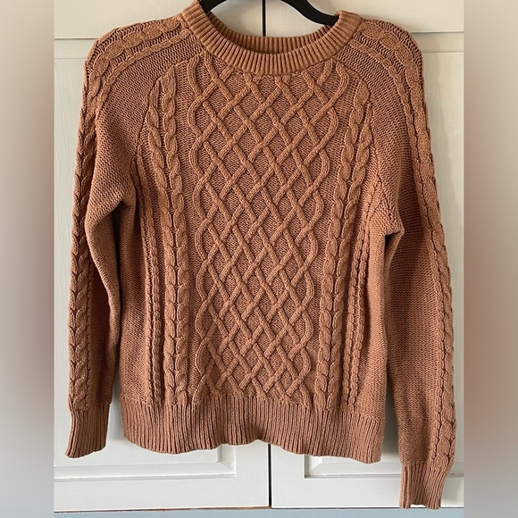 Old Navy Crew Neck Sweater Caramel Brown Cable Knit Size S Cotton PTP 18.5” - Picture 1 of 4